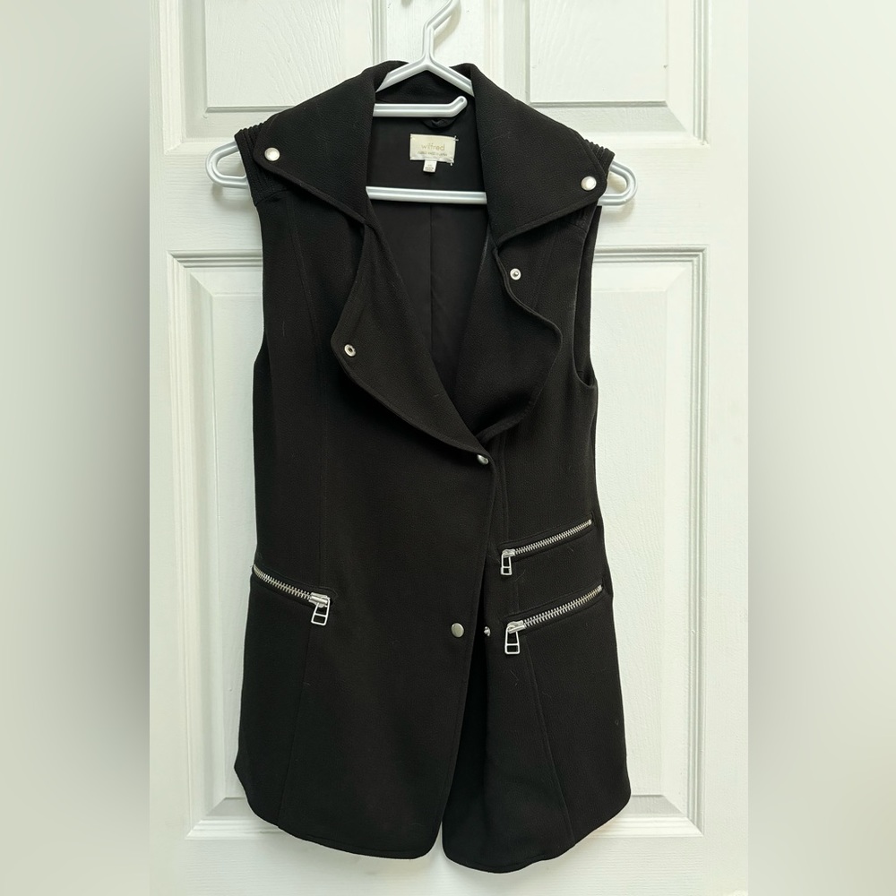Aritzia Wilfred Oversized Vest with Silver Hardware